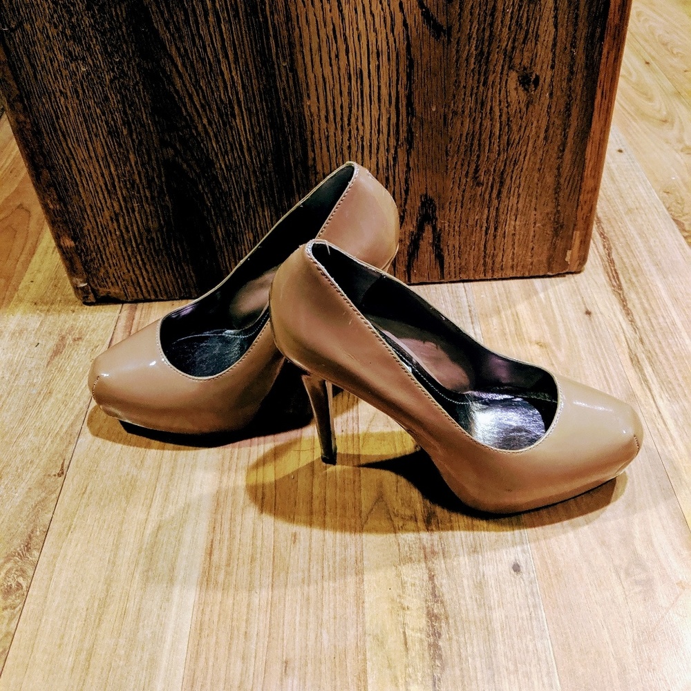 Steve Madden dark tan taupe high stiletto heel